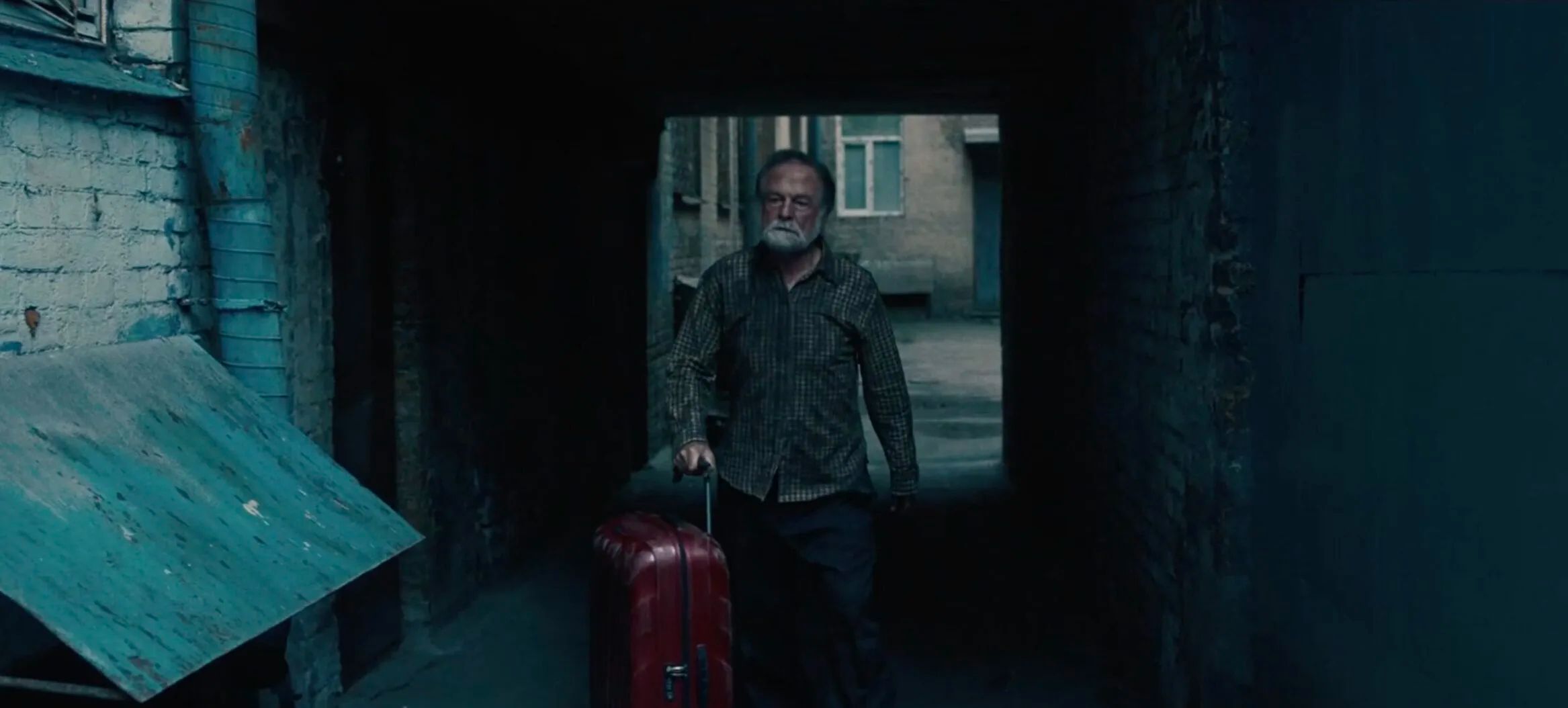 Still from Lost & Found for Samsonite MEA / Europe